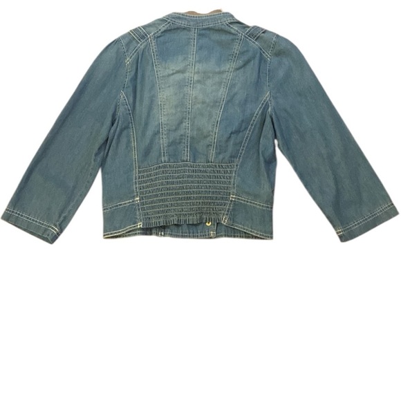 XOXO Denim Blue Jean Jacket Asymmetrical Juniors Cropped Size L - Picture 4 of 6